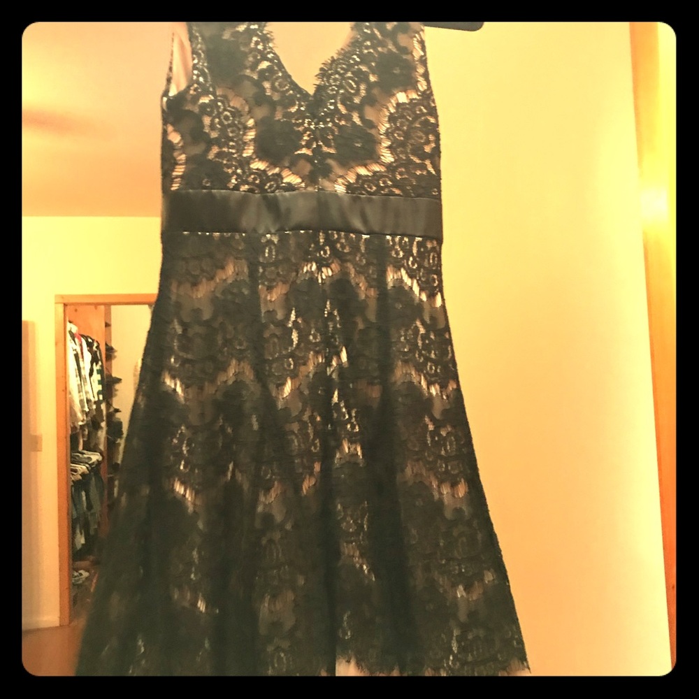 Perfect party dress size 4 Betsy Adams